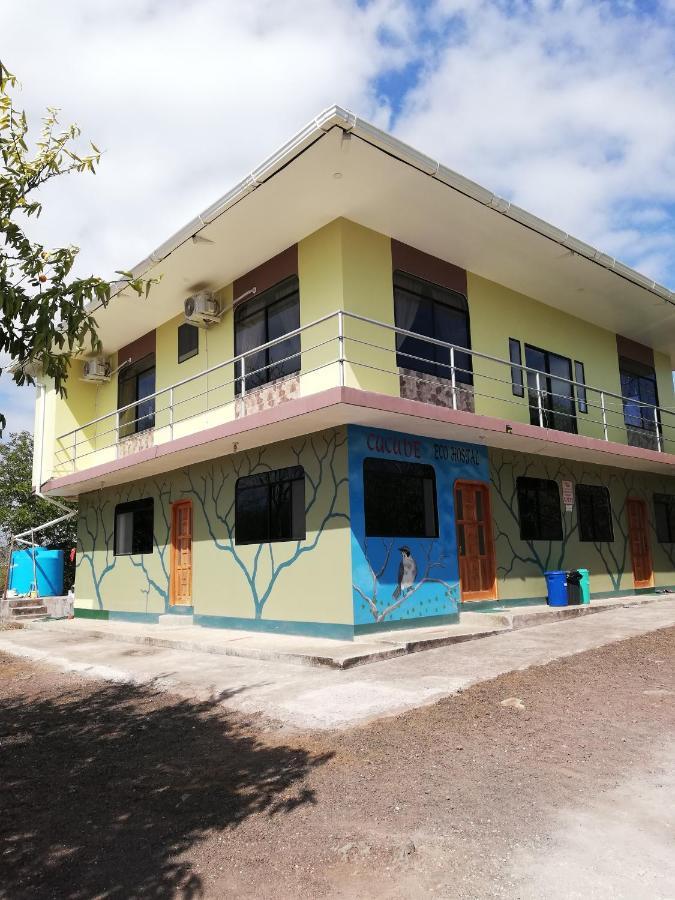 Cucuve Eco Hostal Пуэрто-Бакерисо-Морено Экстерьер фото