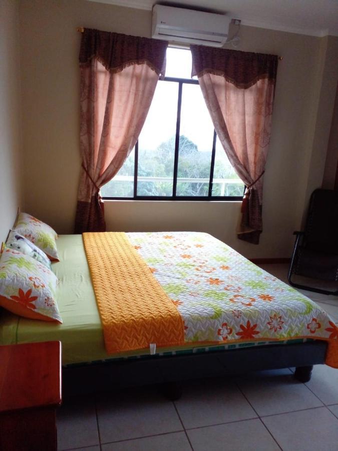 Cucuve Eco Hostal Пуэрто-Бакерисо-Морено Экстерьер фото
