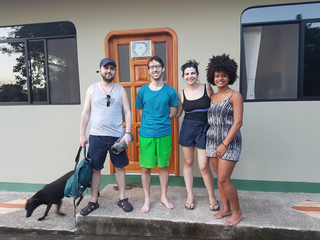 Cucuve Eco Hostal Пуэрто-Бакерисо-Морено Экстерьер фото